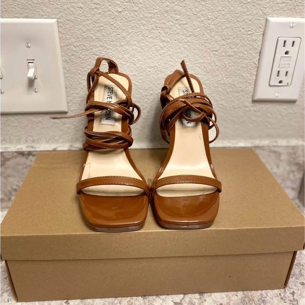 Steve Madden Brown Strappy Heels